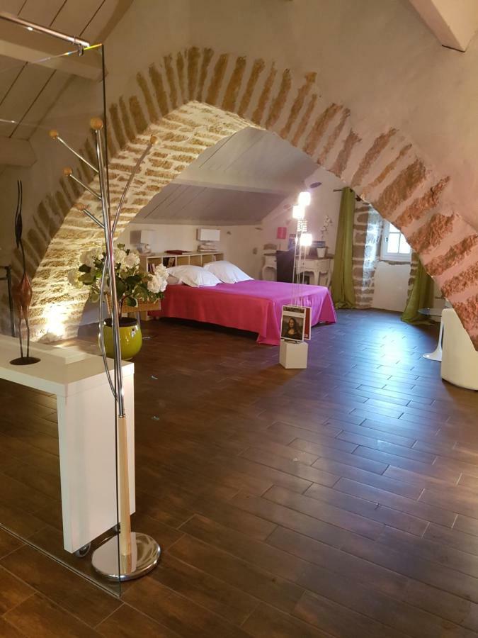 La Terrasse De Peyre Bed & Breakfast Compregnac Bagian luar foto