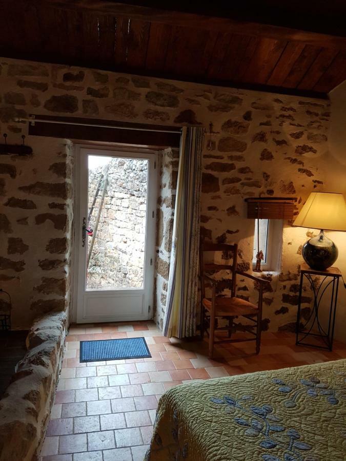 La Terrasse De Peyre Bed & Breakfast Compregnac Bagian luar foto
